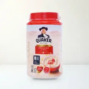 Bao bì mặt trước Yến Mạch Ăn Liền Quaker Hũ 600 g (Instant Oatmeal) chính hãng Quaker